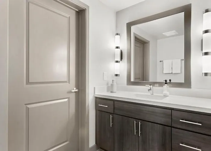 Apartment Cozysuites Phx Roro Gym Pool Pets Parking #14 *